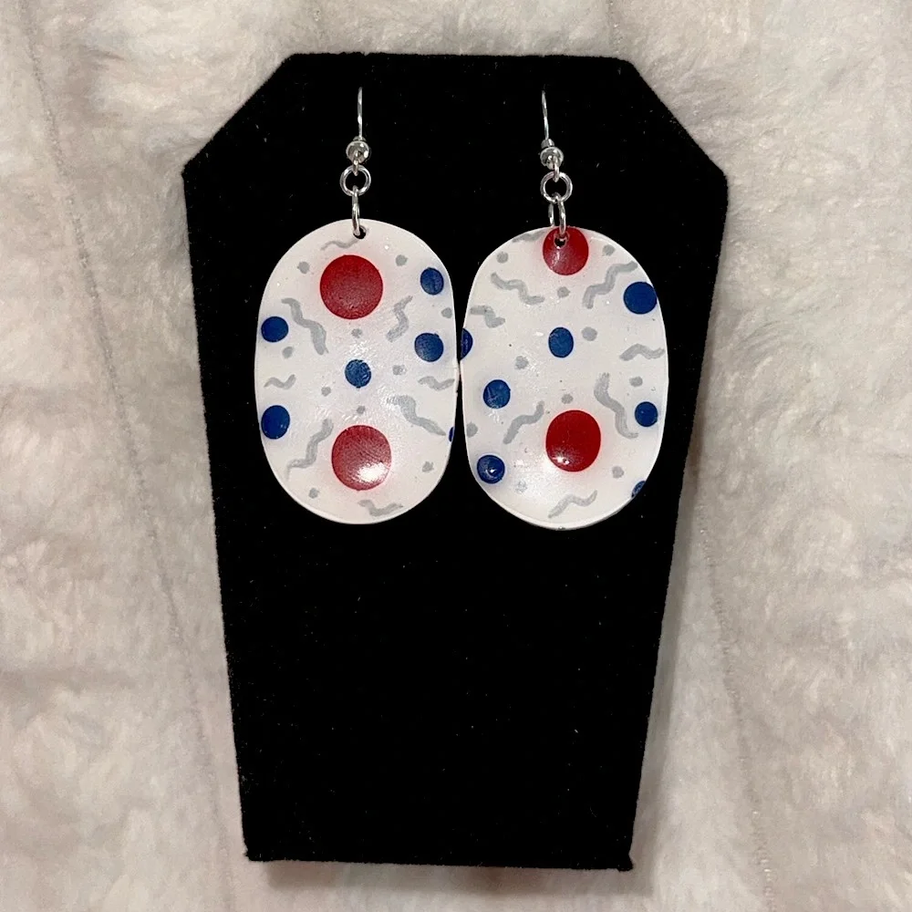 Stylish Red and Blue Dangle Earrings
